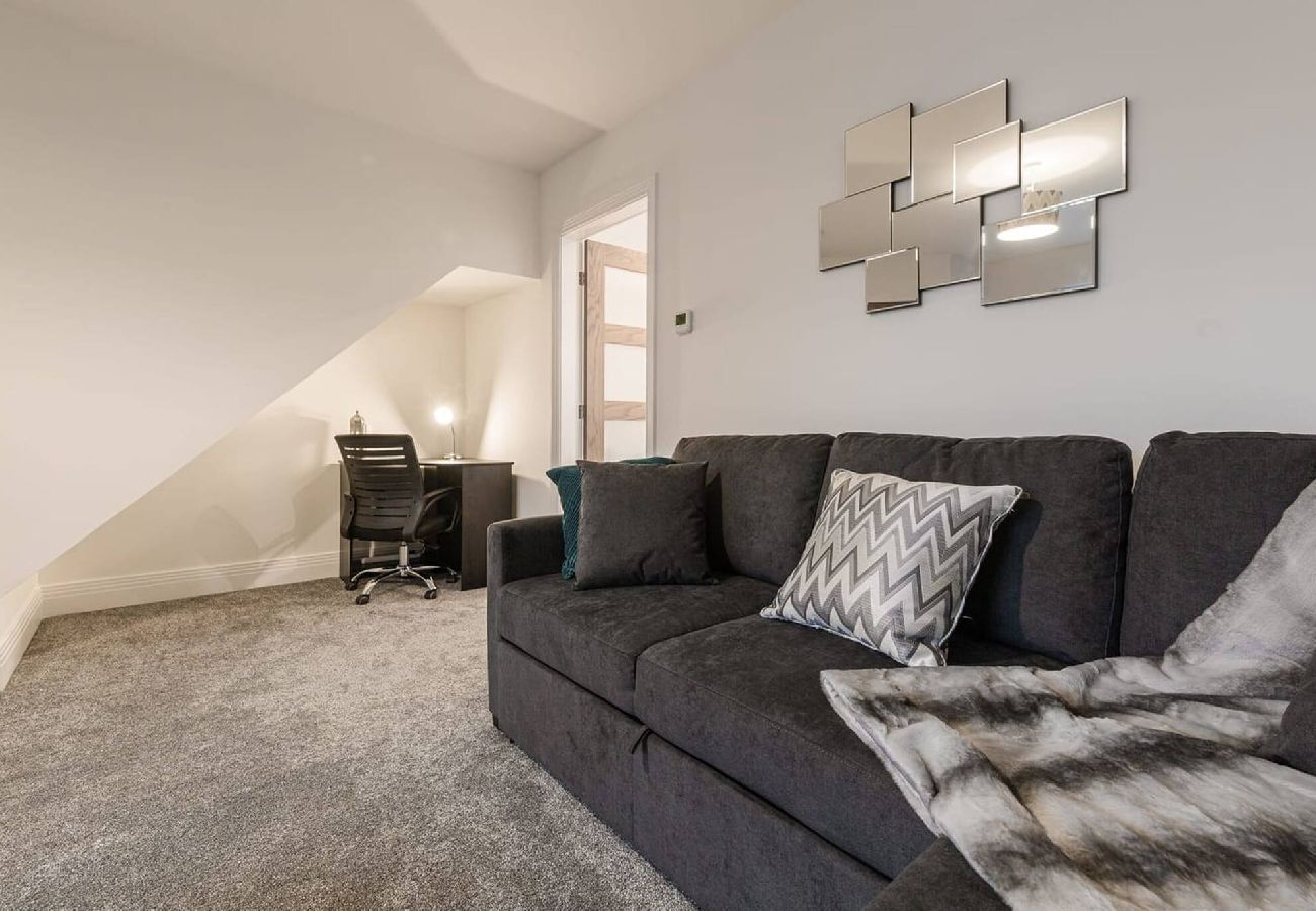 House in Freckleton - Tannery Place | 3 Bedrooms Parking Wi-Fi Garden 