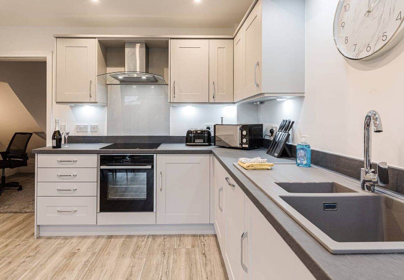 House in Freckleton - Tannery House | 3 Bedrooms, Parking, Wi-Fi 