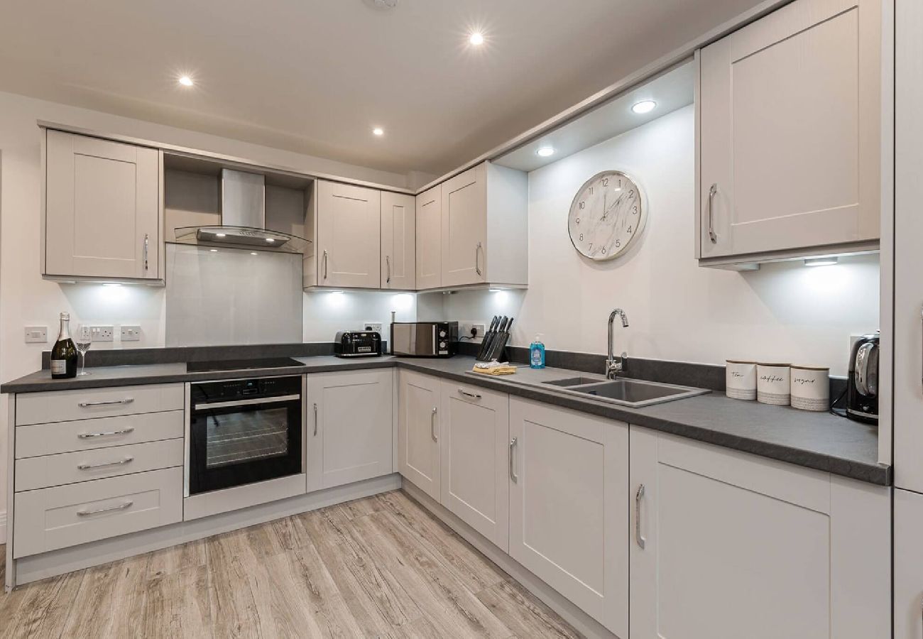 House in Freckleton - Tannery House | 3 Bedrooms, Parking, Wi-Fi 