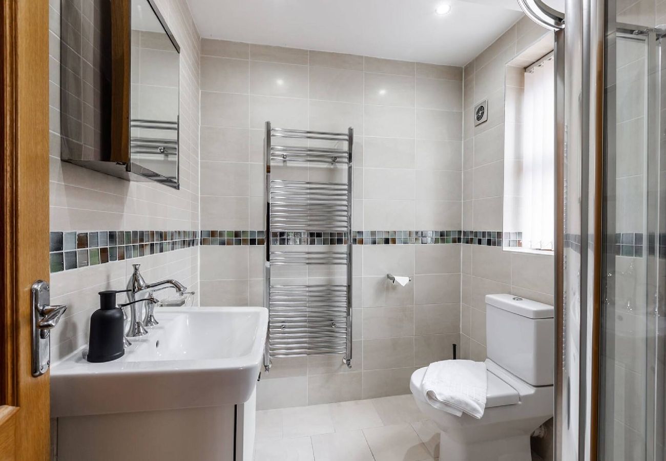 House in Fulwood - Albert | 5 Bedrooms Sleeps 11 Parking Wi-Fi 