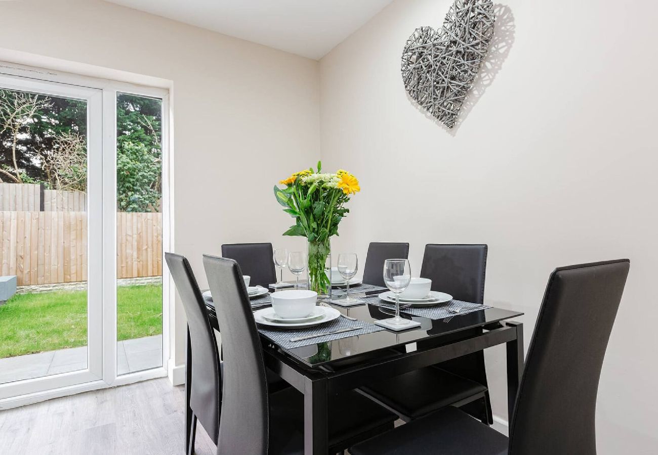 House in Fulwood - Norris | Parking Wi-Fi Garden | Cozy Pads 