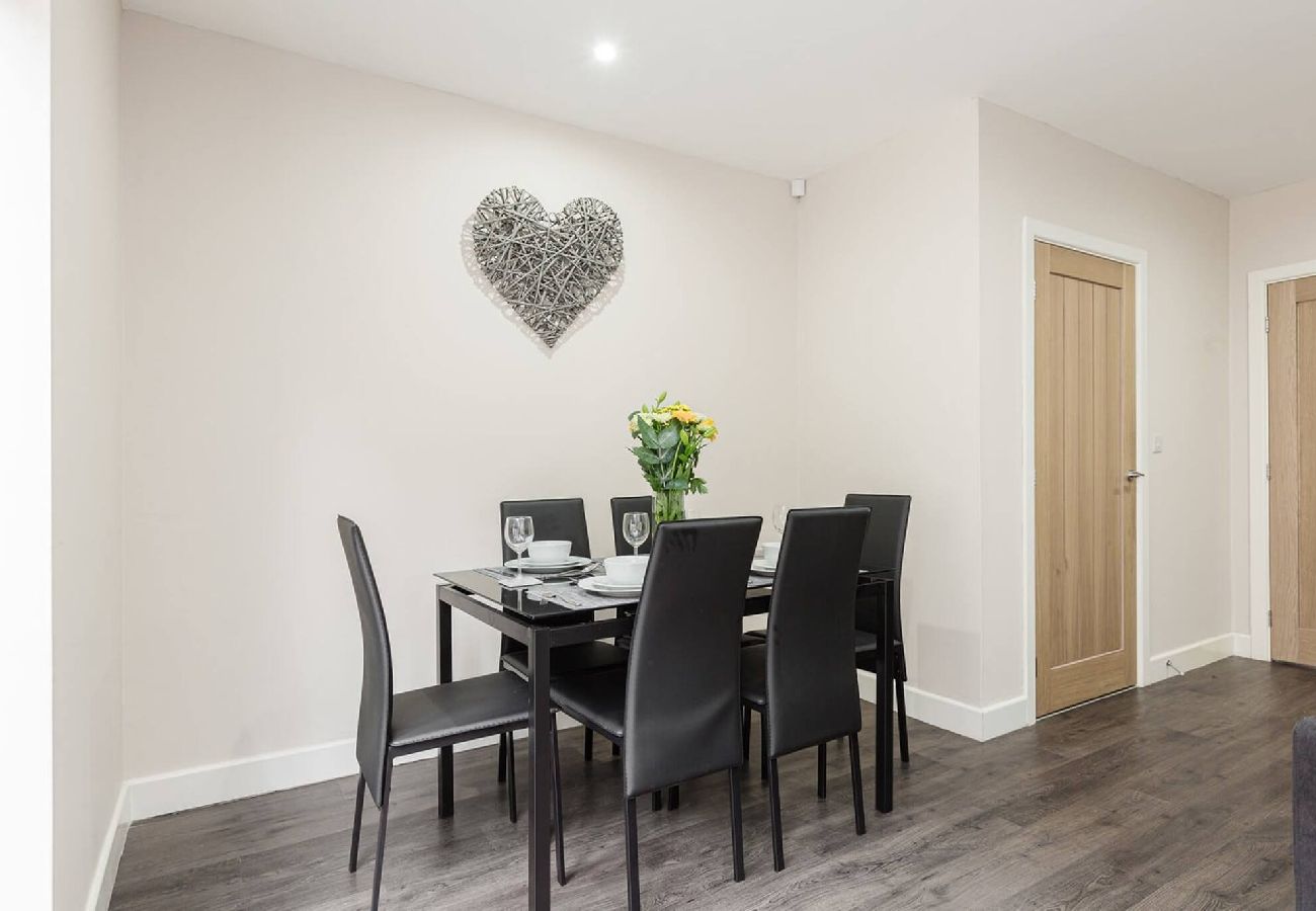 House in Fulwood - Norris | Parking Wi-Fi Garden | Cozy Pads 