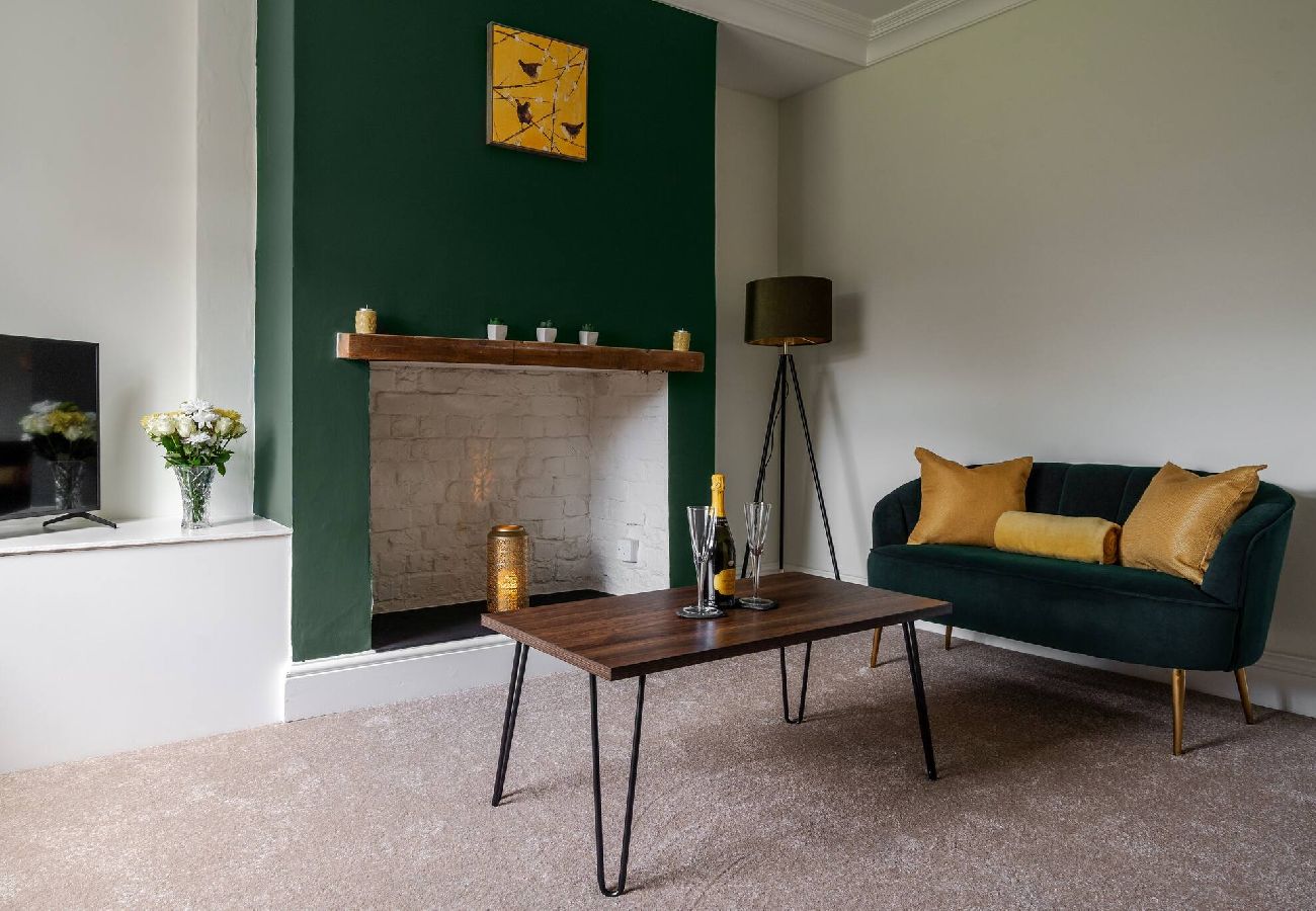 House in Wrea Green - Wrea Cottage | Wi-Fi Parking, near Ribby Hall 