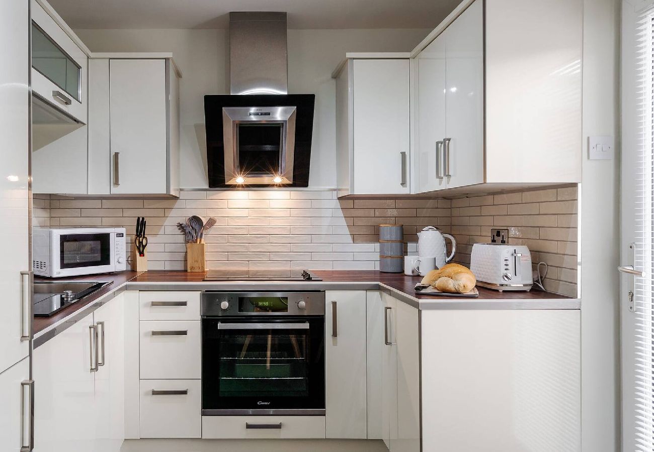 House in Wrea Green - Wrea Cottage | Wi-Fi Parking, near Ribby Hall 