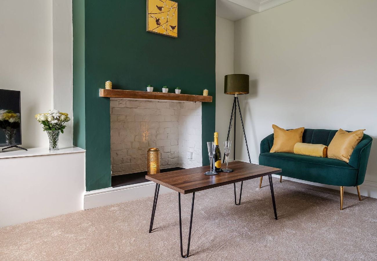 House in Wrea Green - Wrea Cottage | Wi-Fi Parking, near Ribby Hall 