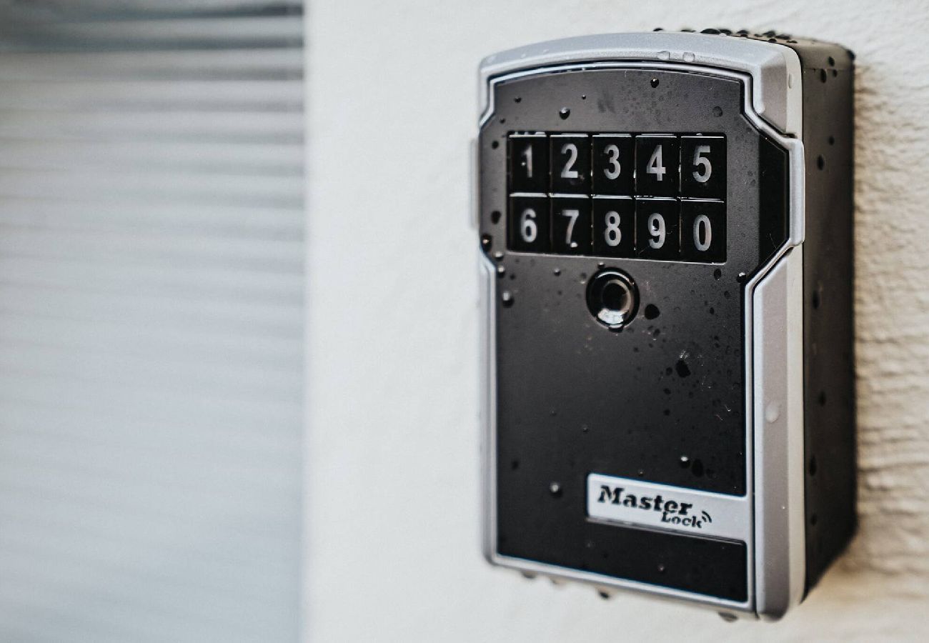 House in Wrea Green - Wrea Cottage | Wi-Fi Parking, near Ribby Hall 