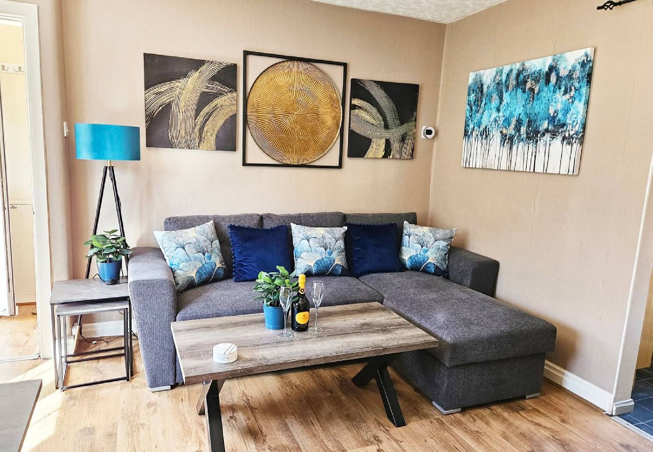 House in Walton-le-Dale - Alexandra | WiFi Parking Garden 