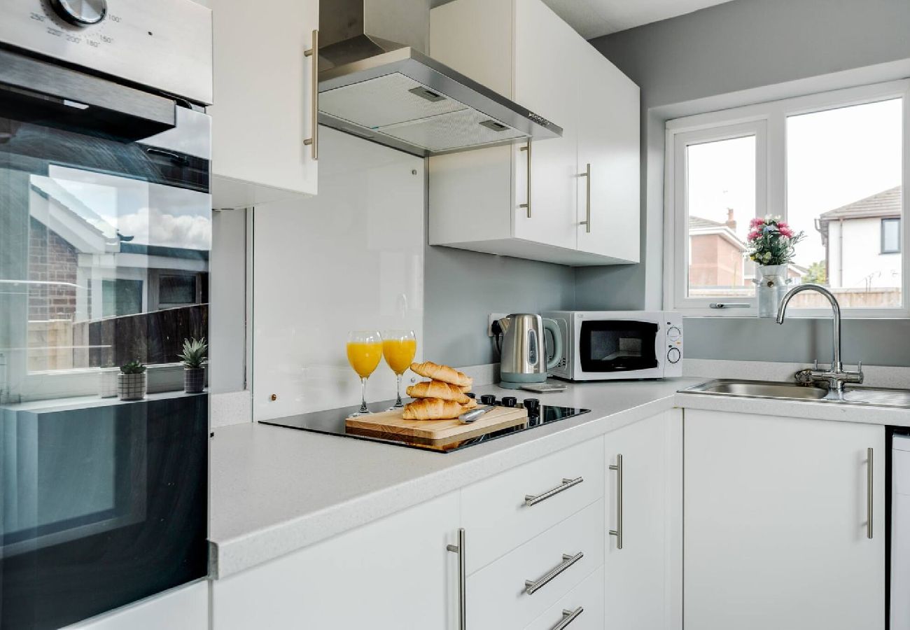 House in Freckleton - Eastway | Wi-Fi Parking Contractors 