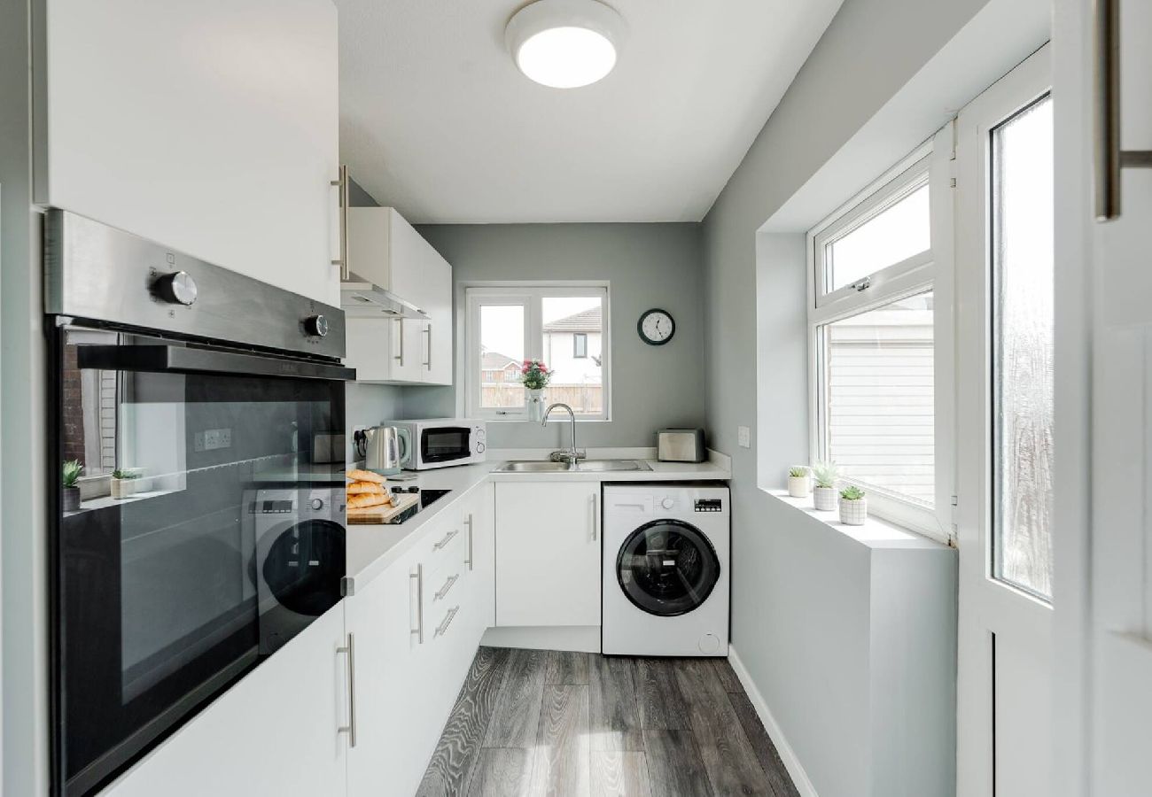 House in Freckleton - Eastway | Wi-Fi Parking Contractors 