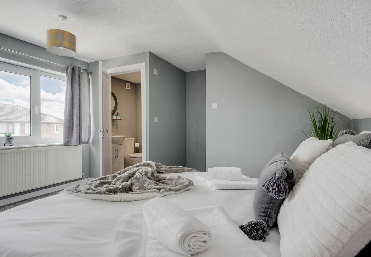 House in Freckleton - Eastway | Wi-Fi Parking Contractors 