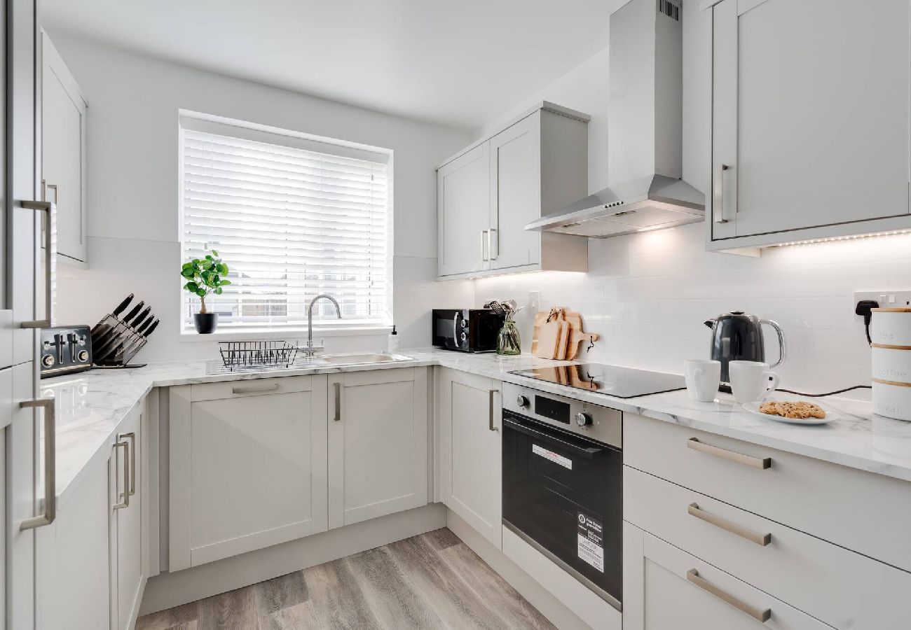 House in Leyland - Leyland House - Private Parking Free Wi-Fi Garden 