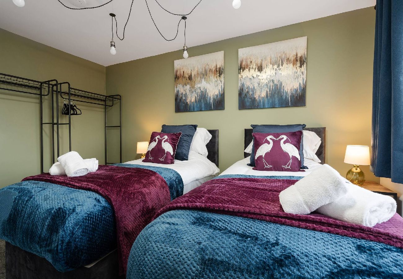 House in Leyland - Leyland House - Private Parking Free Wi-Fi Garden 