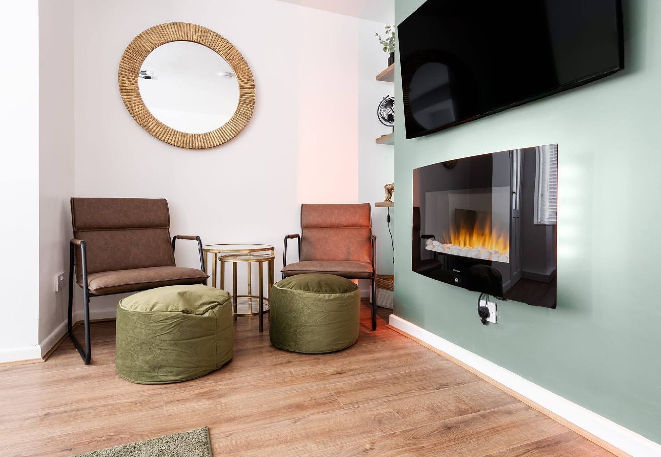 House in Leyland - Leyland House - Private Parking Free Wi-Fi Garden 