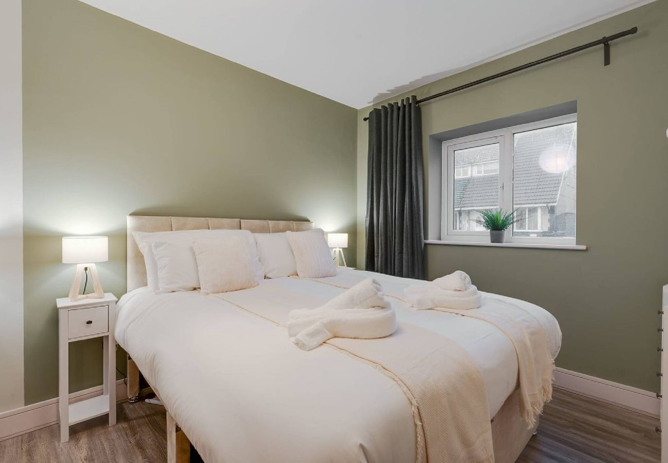 Apartment in Thornton-Cleveleys - Beach Apartment - 2 Bedrooms Free WiFi Parking 