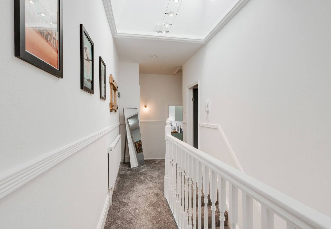 Apartment in Lytham St Annes - St David's Apartment | Stunning 2 Bedrooms Wi-Fi 