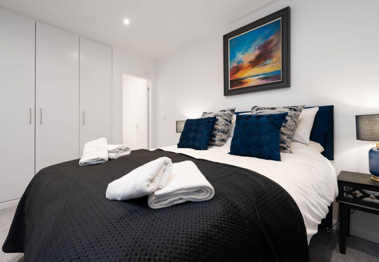 Apartment in Wallasey - Brighton Apartment - Modern, Free Wi-Fi, Parking 