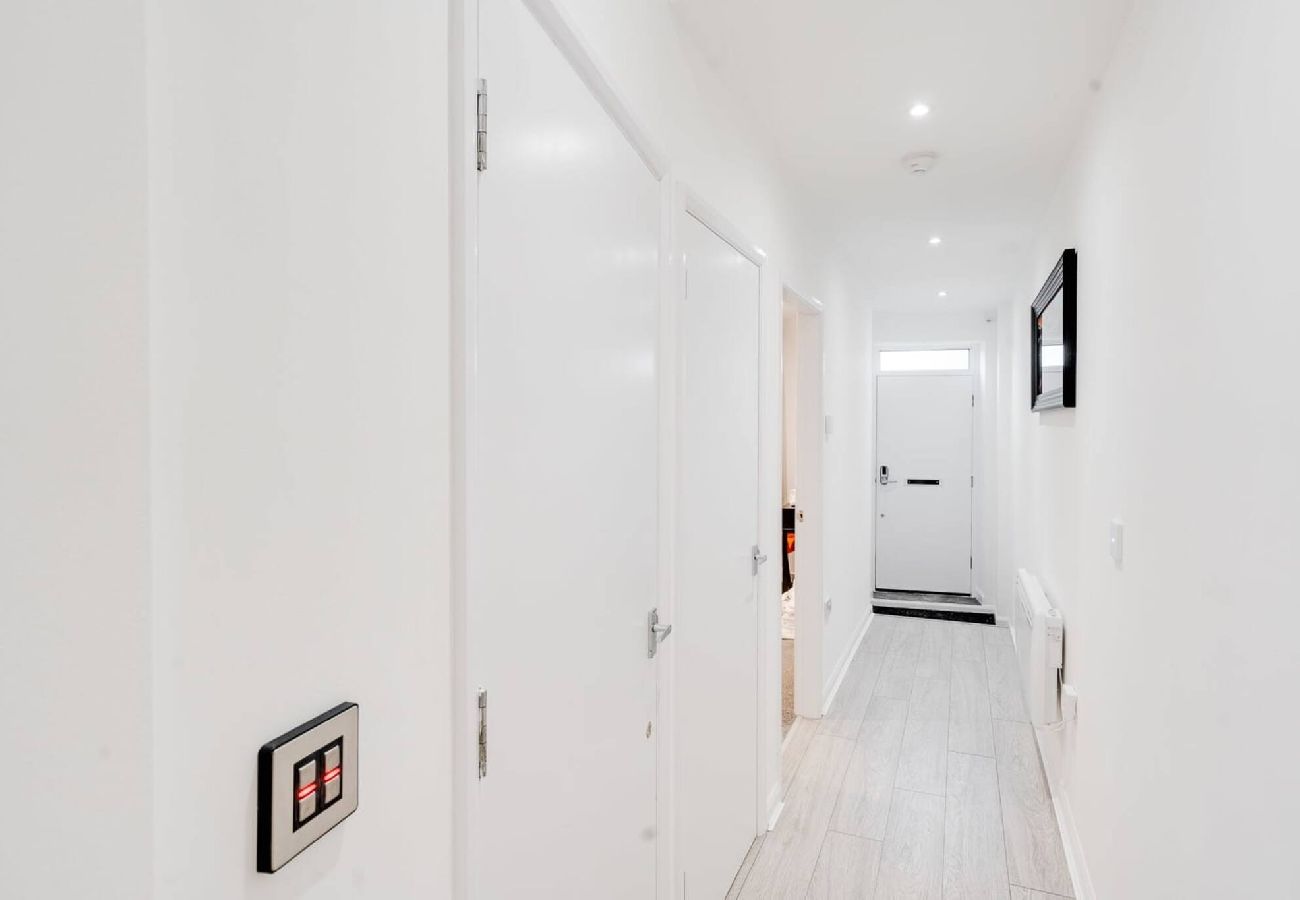 Apartment in Wallasey - Brighton Apartment - Modern, Free Wi-Fi, Parking 