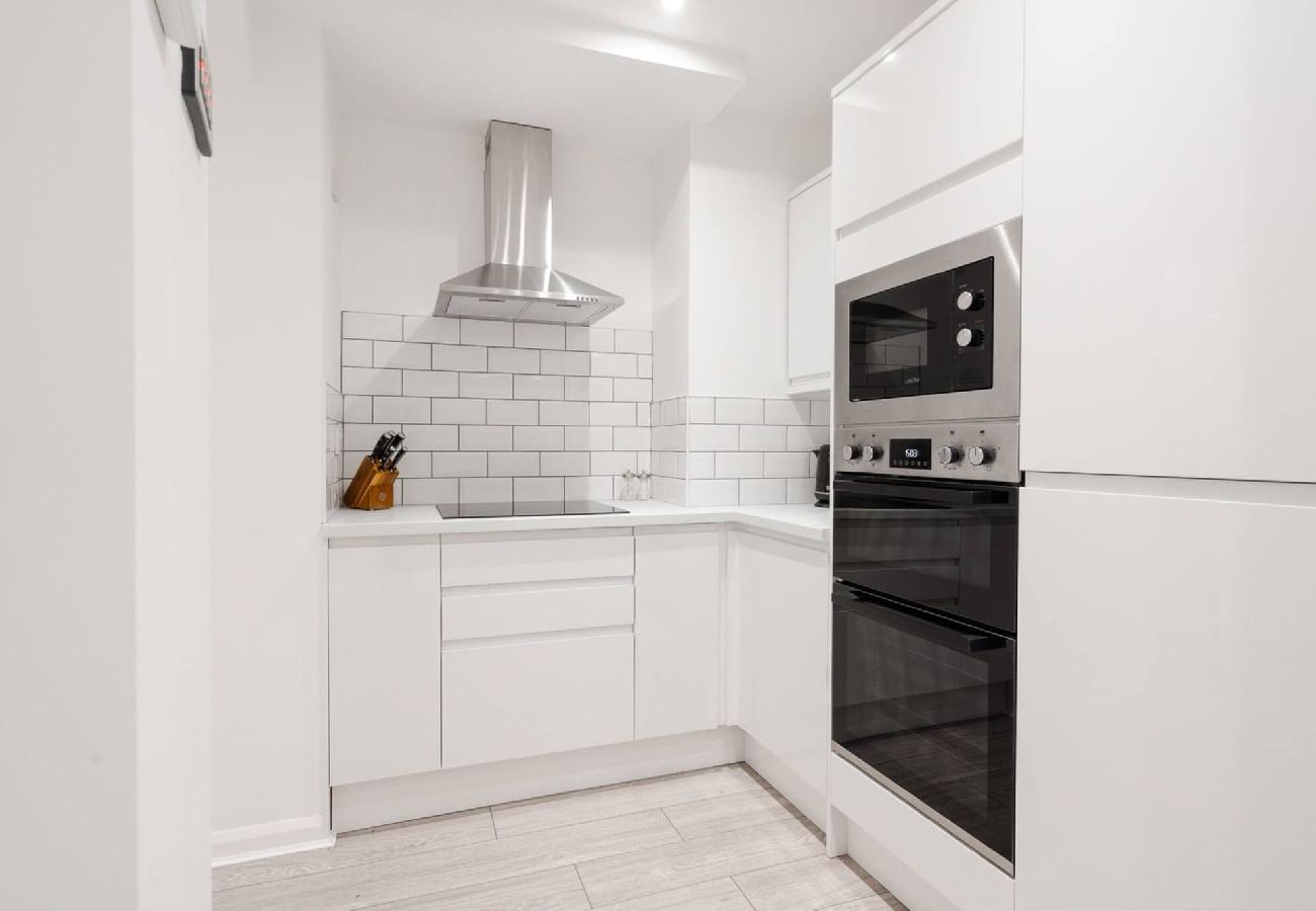 Apartment in Wallasey - Brighton Apartment - Modern, Free Wi-Fi, Parking 