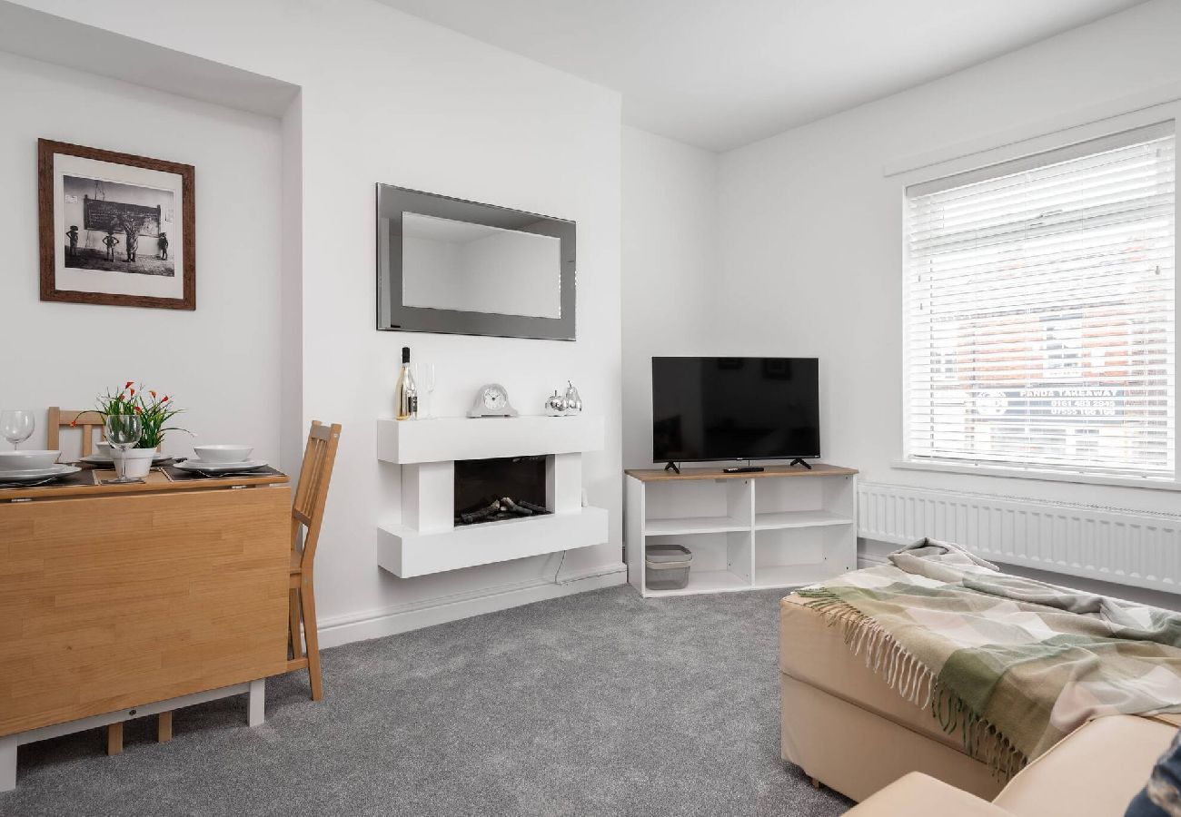 Apartment in Stockport - Fredo's Apt - 1 bed, Free Parking, Wi-Fi, Hospital 