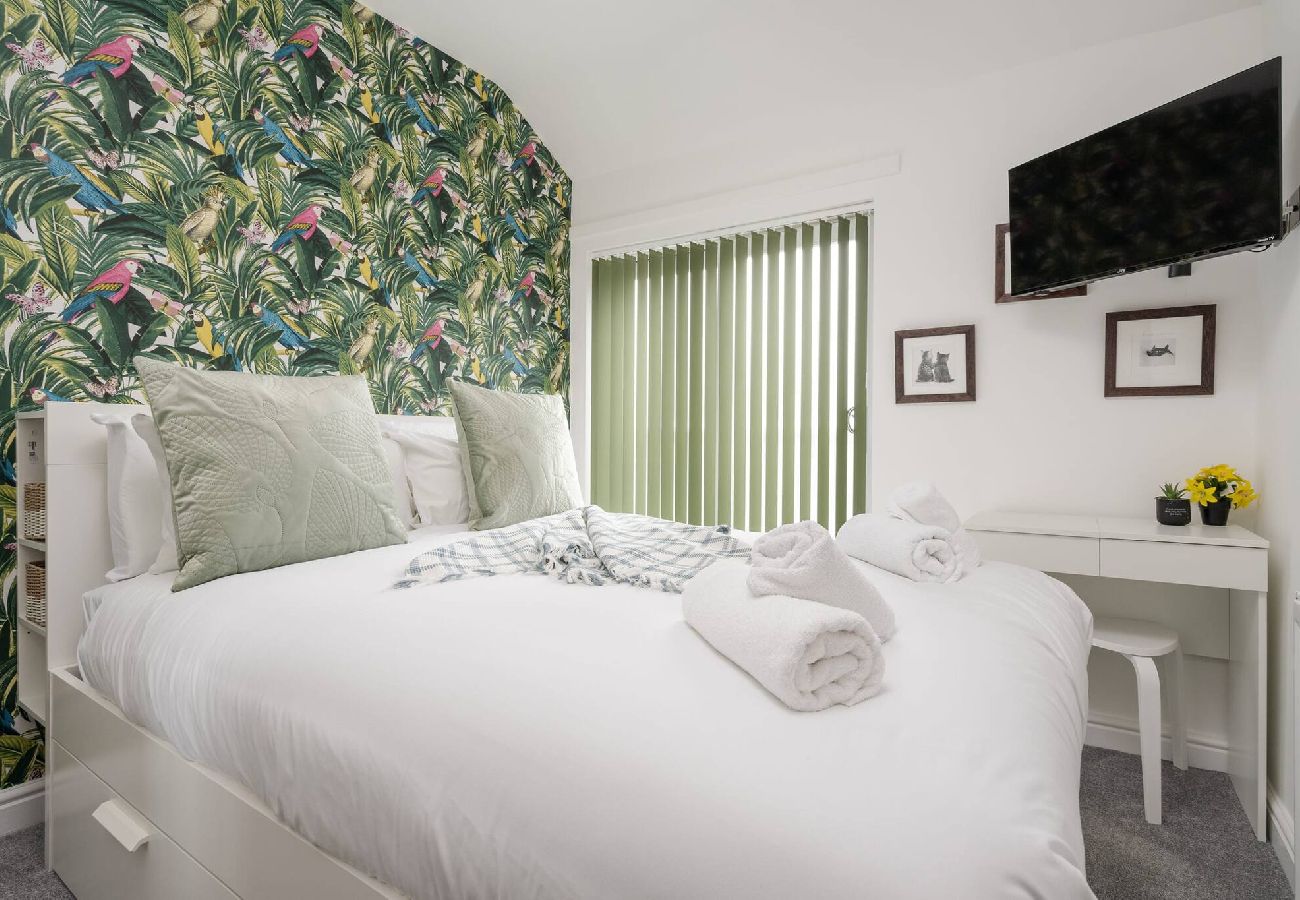 Apartment in Stockport - Fredo's Apt - 1 bed, Free Parking, Wi-Fi, Hospital 