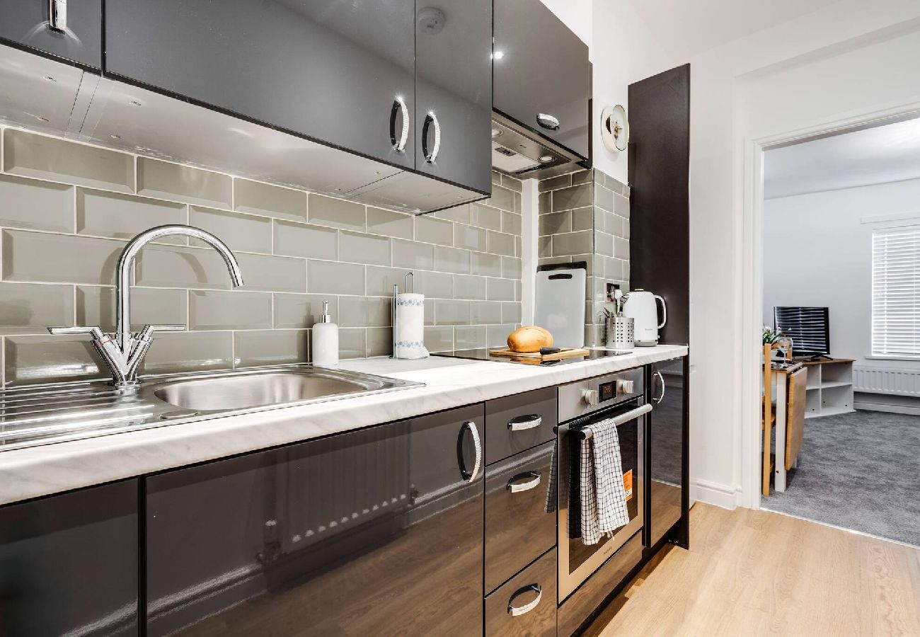 Apartment in Stockport - Fredo's Apt - 1 bed, Free Parking, Wi-Fi, Hospital 